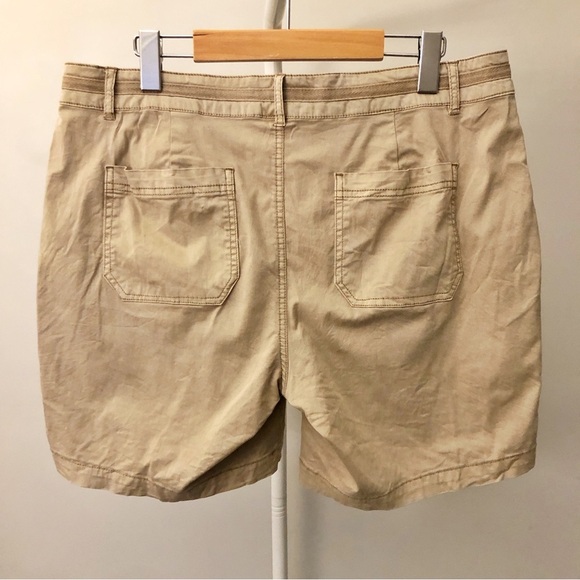 Dancer Hayes High Rise Wide Leg Tan Casual Shorts. US 10 Large - Picture 4 of 14